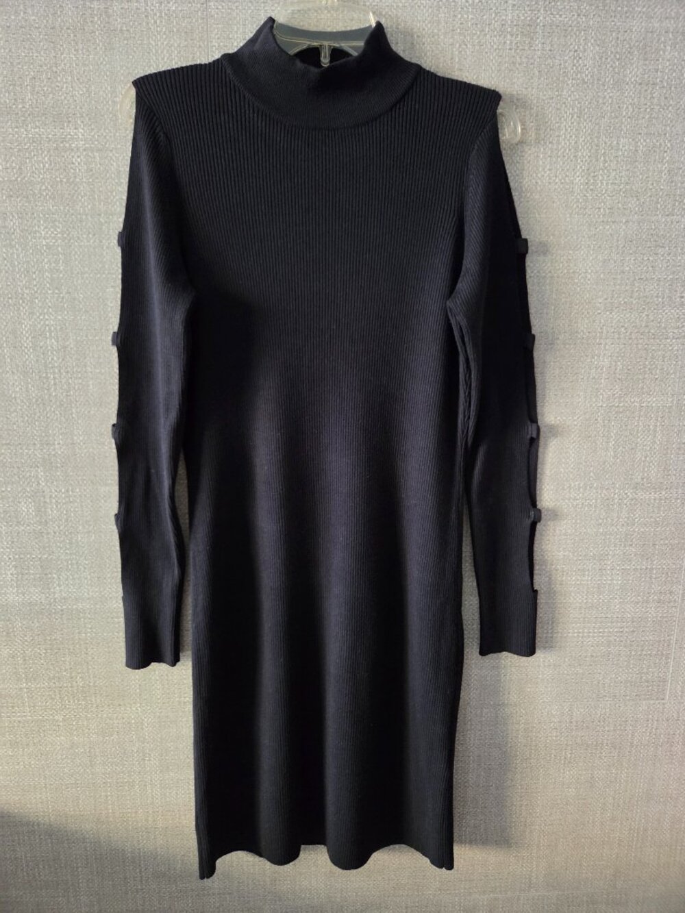 "Bebe" women’s black cold shoulder long sleeve stretch midi dress size M